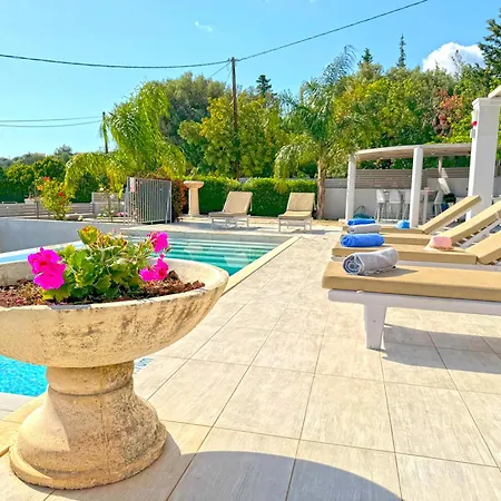 Effi Lourdata Lourdata (Kefalonia)