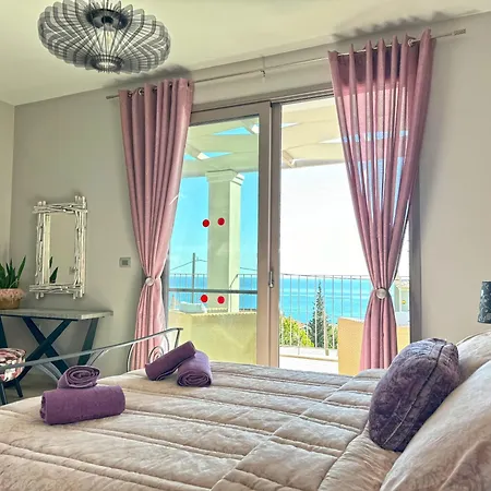 Effi Lourdata Βίλα Λουρδάτα