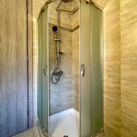 Villa Effi Lourdata *