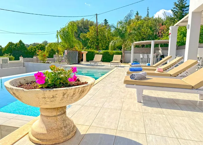 Effi Lourdata Lourdata (Kefalonia)