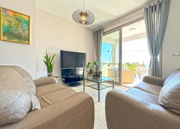 Effi Lourdata * Lourdata (Kefalonia)