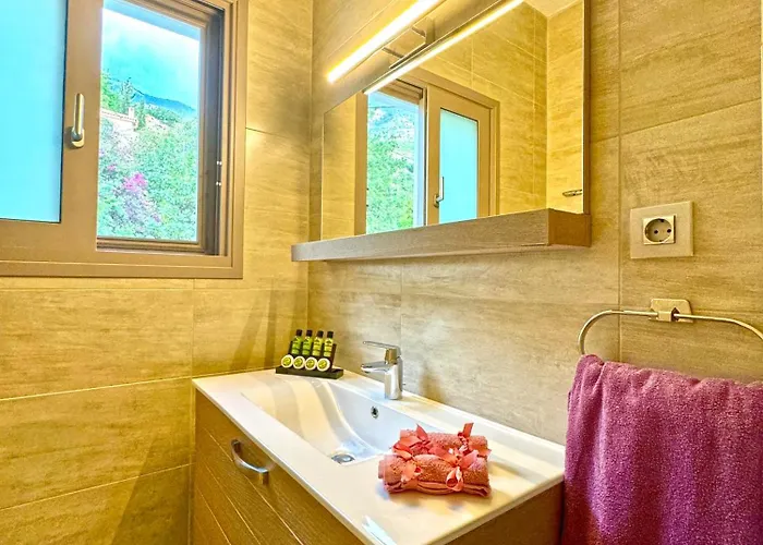 Villa Effi Lourdata *